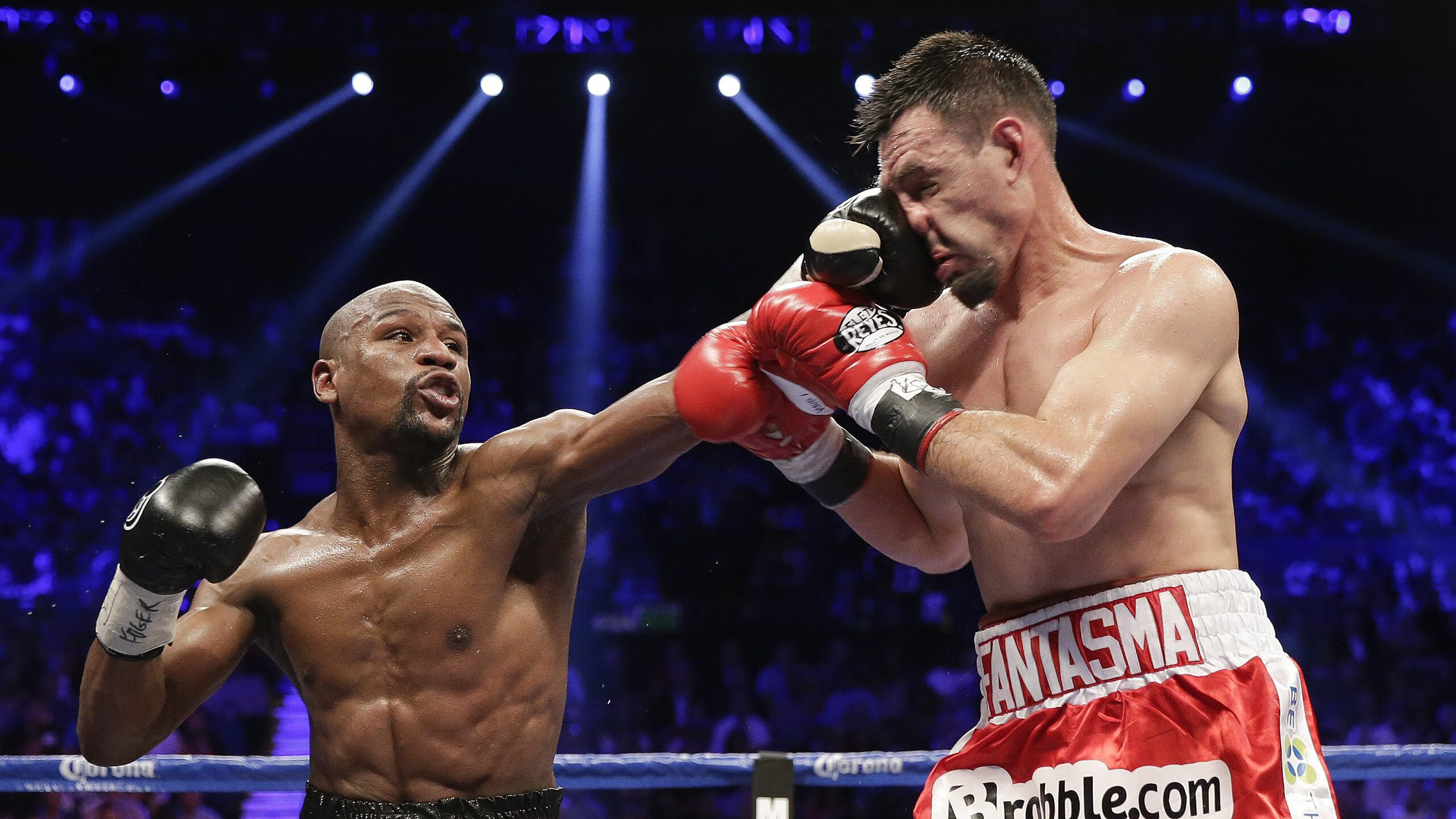 当团队足球遇上个人英雄主义，德国力克巴西与C罗的稳定启示